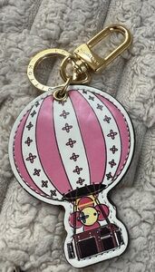 LV  keychain